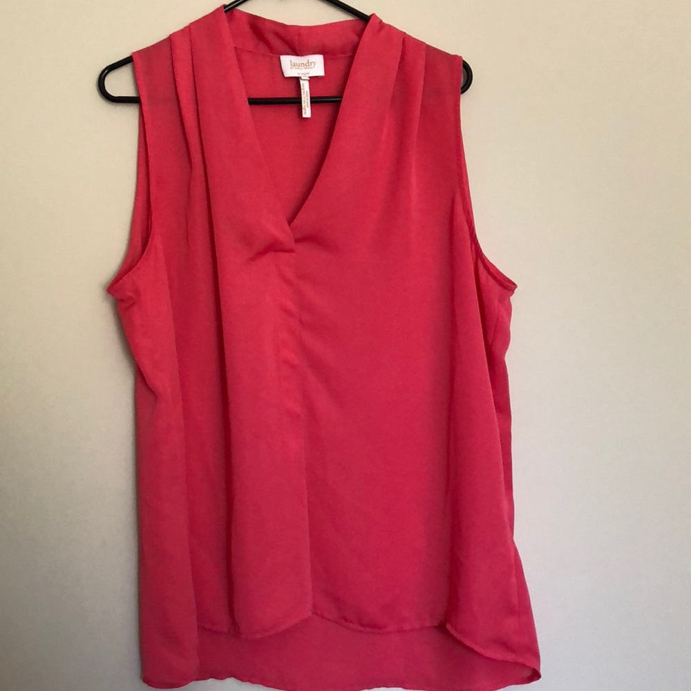 Sleeveless Blouse from Laundry